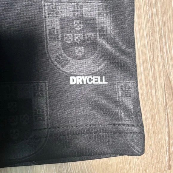 New Puma 26 Portugal Black Special Edition Jersey - Mens Small - Picture 8 of 8